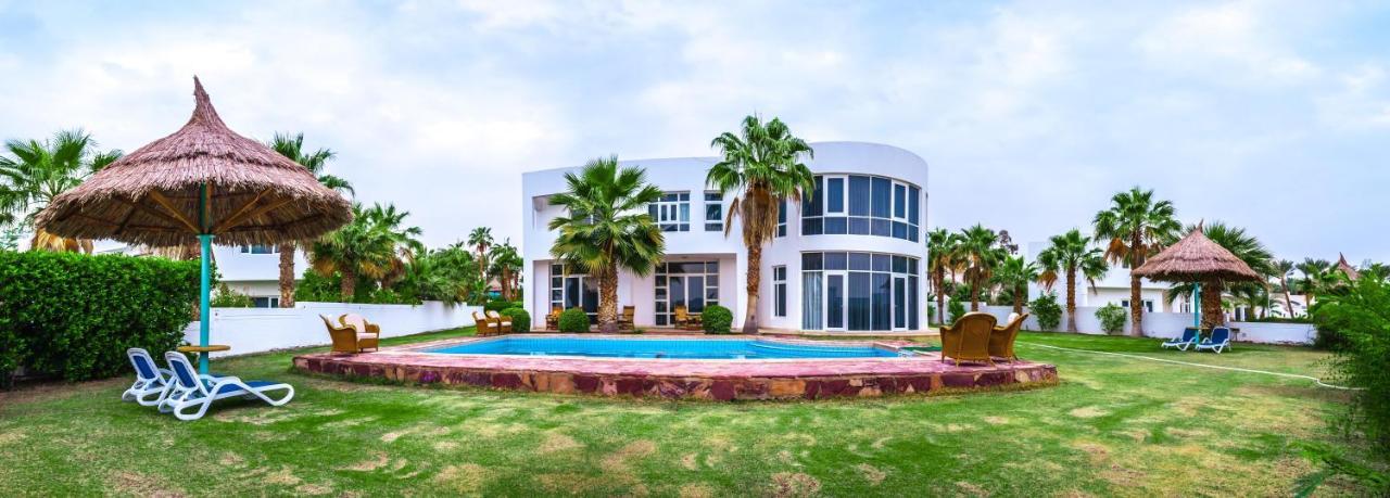 Pickalbatros Golf Beach Resort Sharm El-Sheikh Exterior foto Villa in Al-Ghaziya