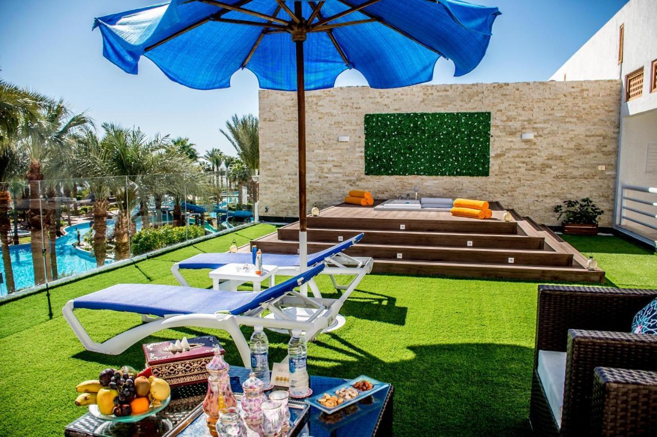 Pickalbatros Golf Beach Resort Sharm El-Sheikh Exterior foto The resort's pool area