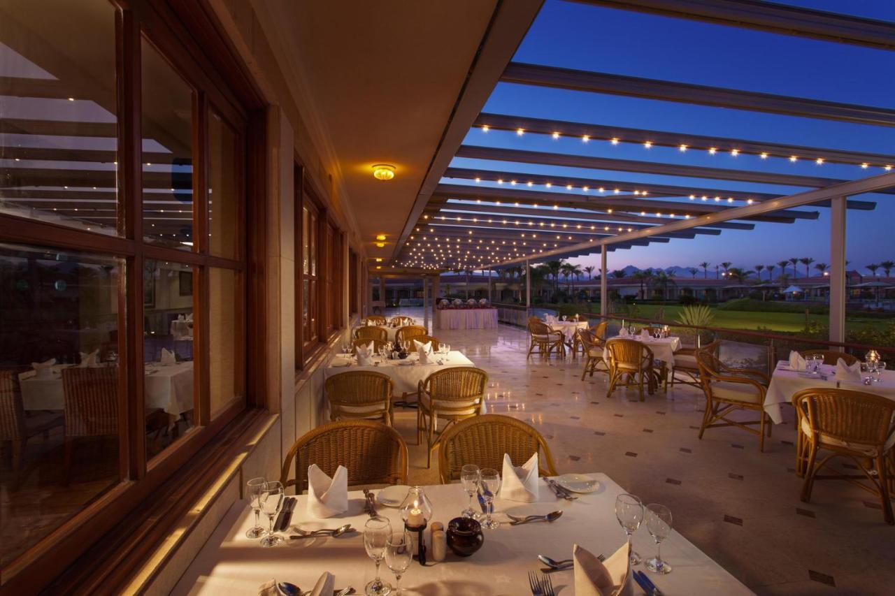 Pickalbatros Golf Beach Resort Sharm El-Sheikh Exterior foto The restaurant at the clubhouse